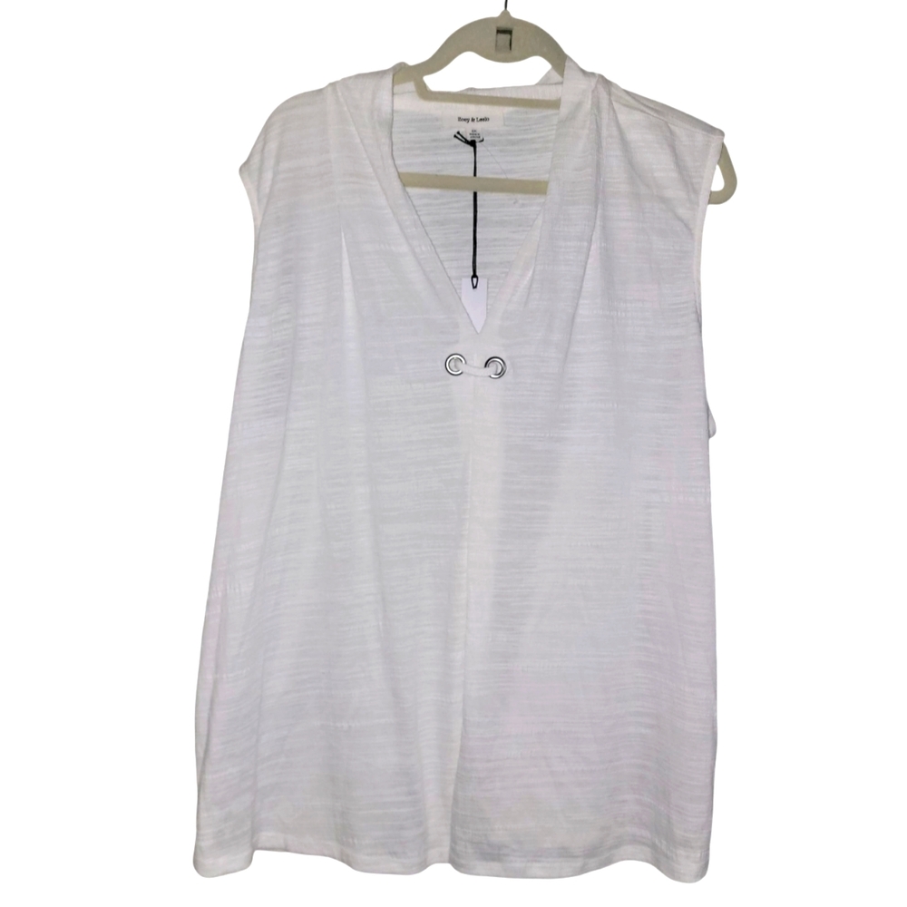 Zoey & Leelo NWT size 3X White Sleeveless Blouse